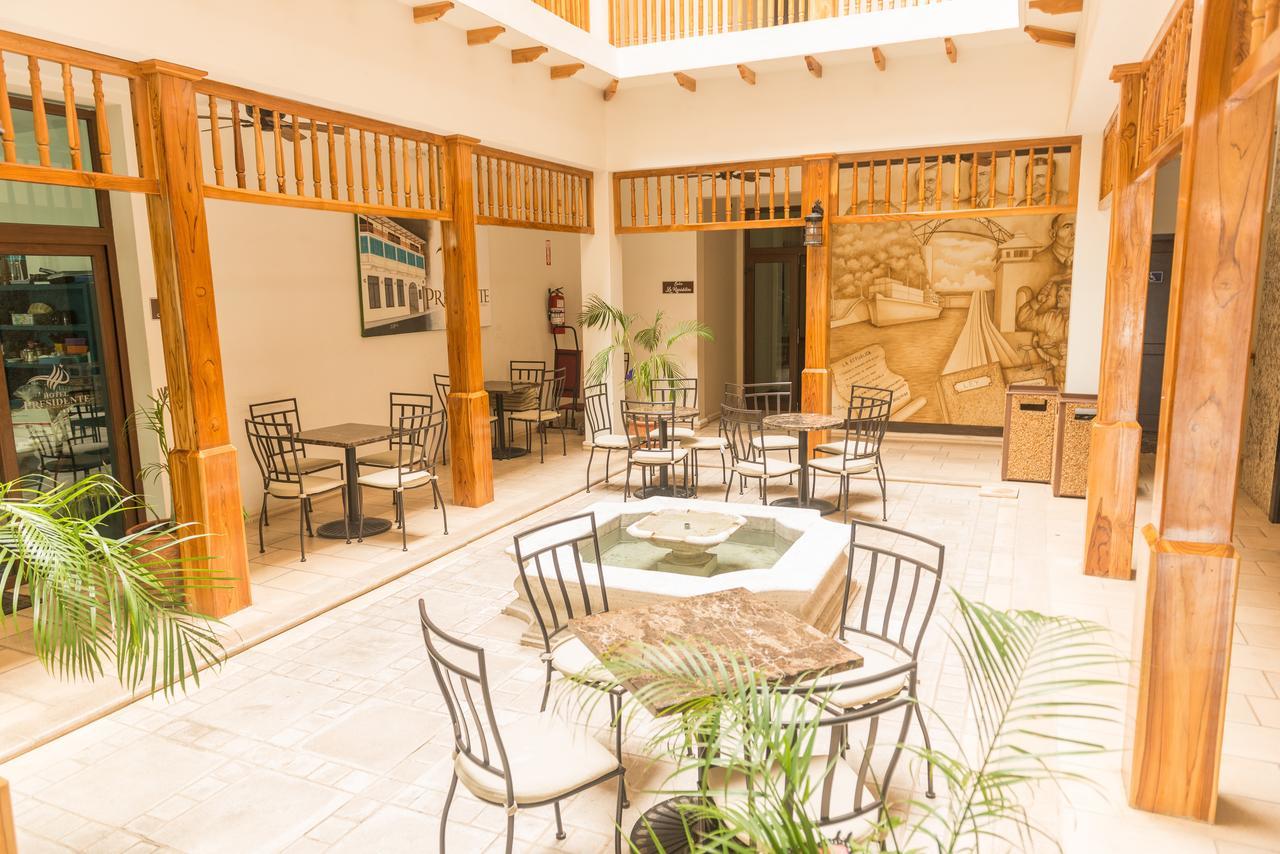 Hotel Presidente Las Tablas Exterior foto